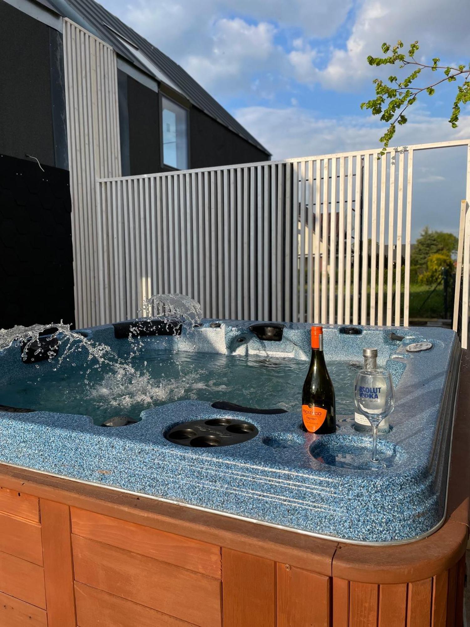 Summer House-Nowoczesne Domki Z Jacuzzi I Ladowarka Do Samochodu Wrzosowo (Kamien) Exterior foto
